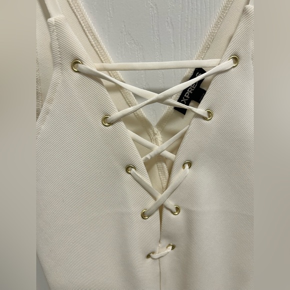 Express White Bodysuit - Picture 5 of 10